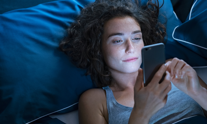 How Does Screen Time Affect Sleep and Why Blue Screen Makes It Worse