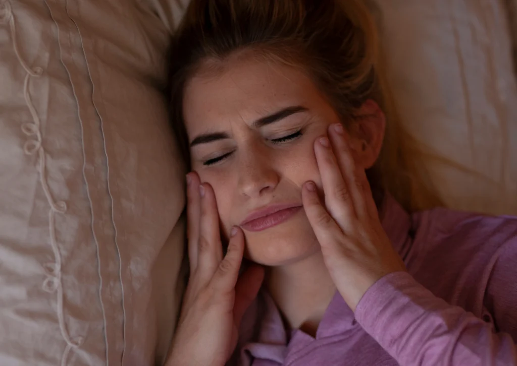 bruxism and ear pain